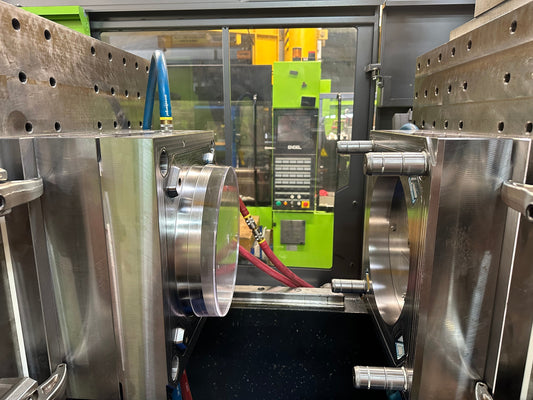 Würfelbrett Produktion