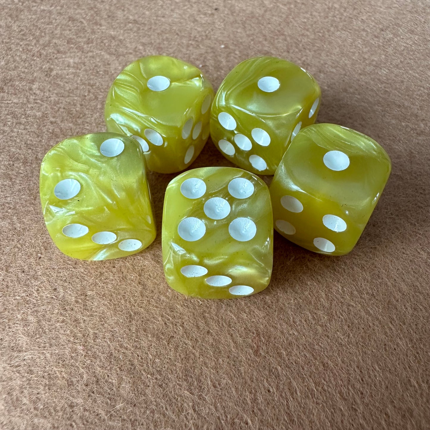 Würfel - marmoriert