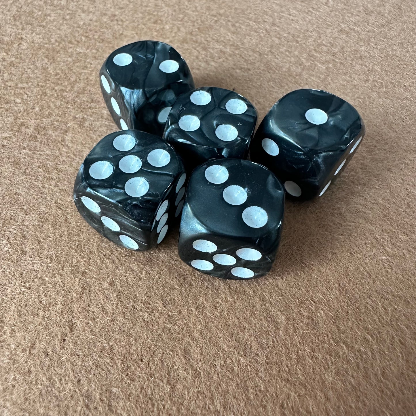 Würfel - marmoriert